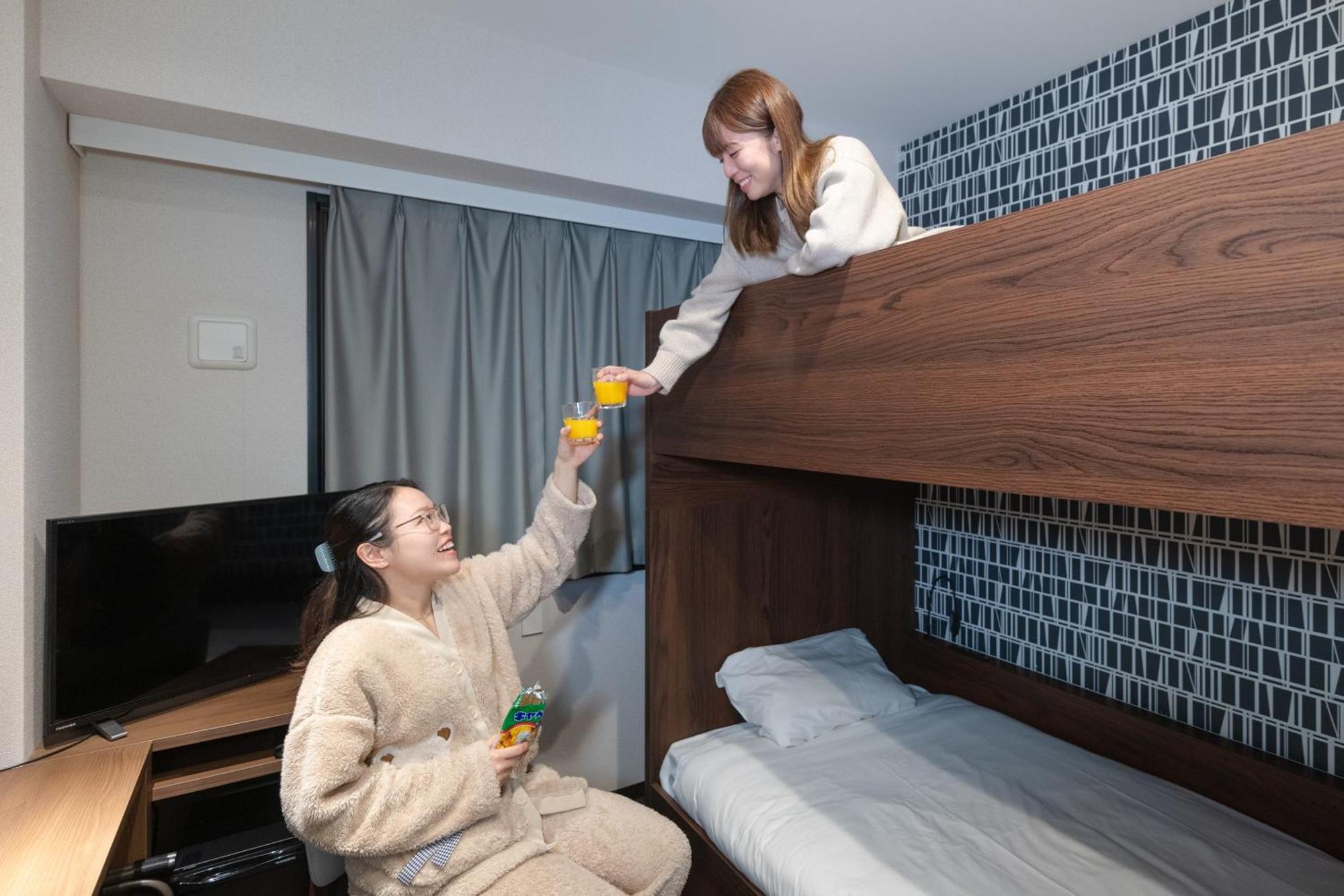 Hotel Sanrriott Osaka Hommachi Exteriör bild