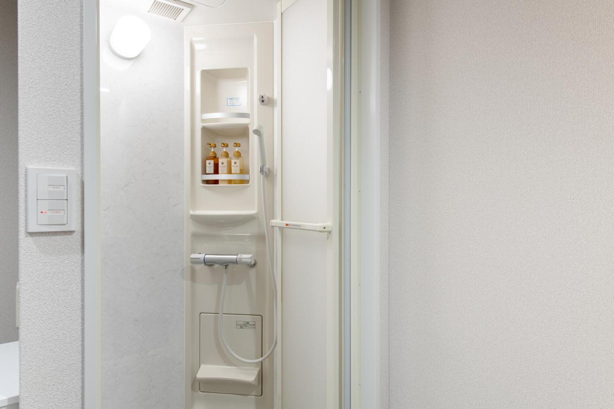 Hotel Sanrriott Osaka Hommachi Rum bild
