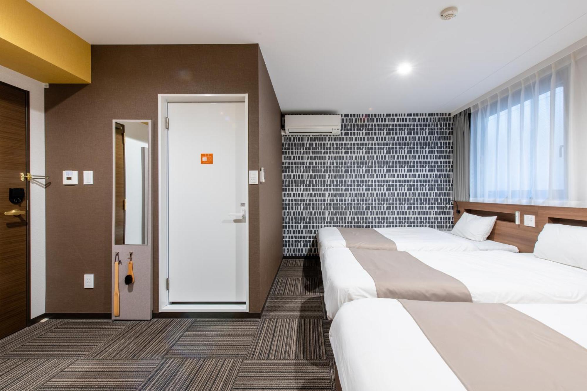 Hotel Sanrriott Osaka Hommachi Exteriör bild