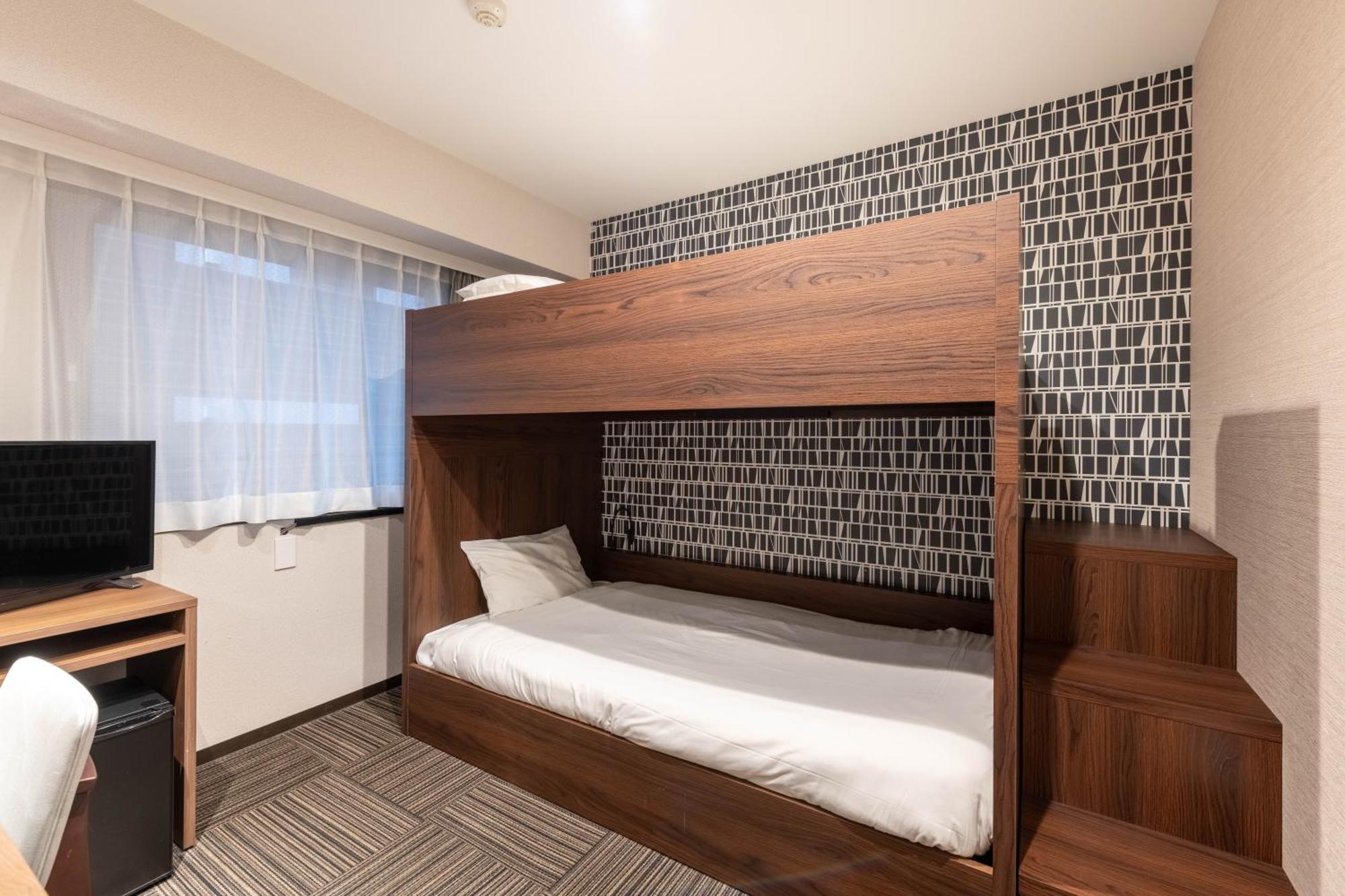 Hotel Sanrriott Osaka Hommachi Rum bild